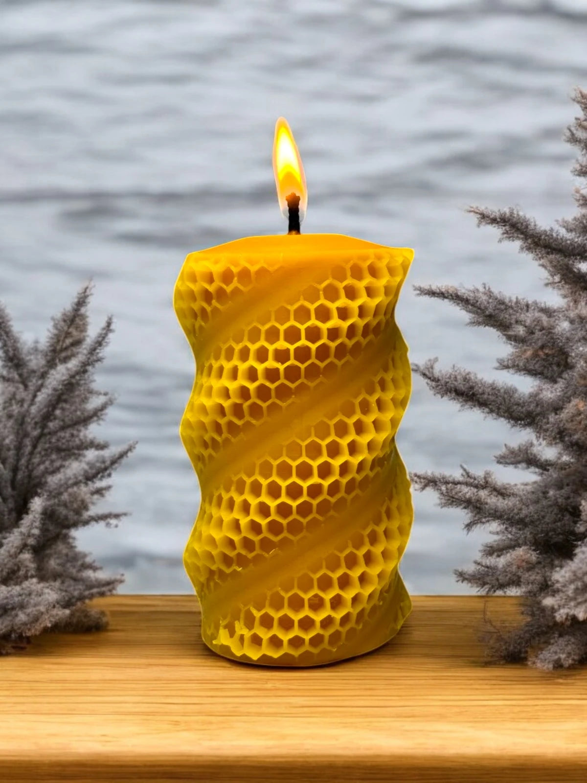 Świeca z wosku pszczele miodowa spiralny plaster miodu Duża