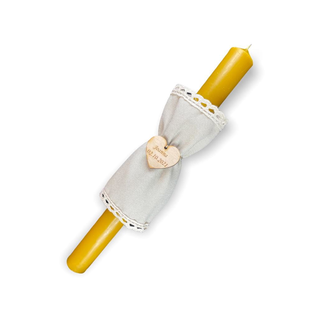 Gromnica na Chrzest z wosku pszczelego – ciemny beż canvas z koronką