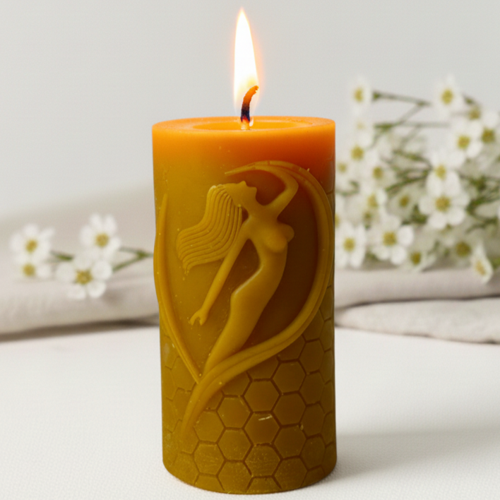 Naturalna świeca z wosku pszczelego Kobiecość Natury Apimel ręcznie robiona dekoracyjna
